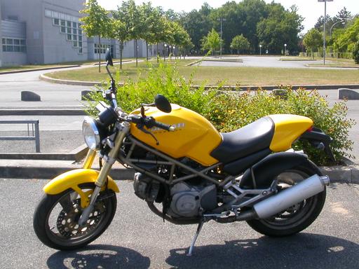Ducati 600 Monster
